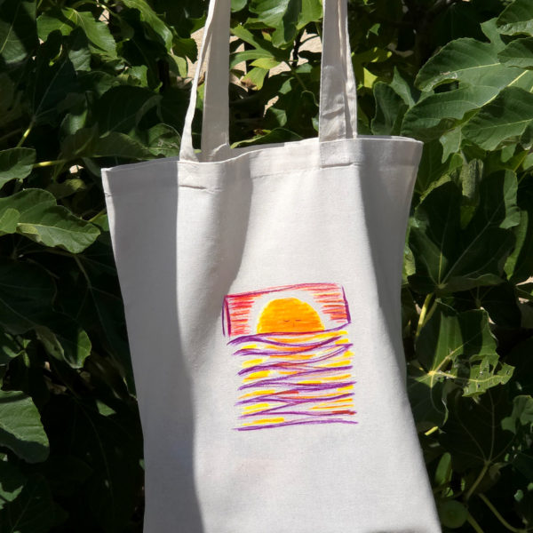 Totebag "le coucher du soleil" en situation